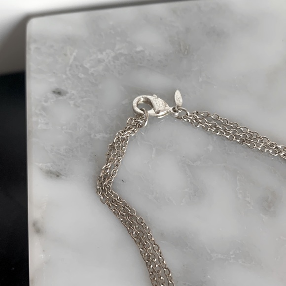 Vintage 3 row chains silver Avon Hallmark necklace - Picture 3 of 3